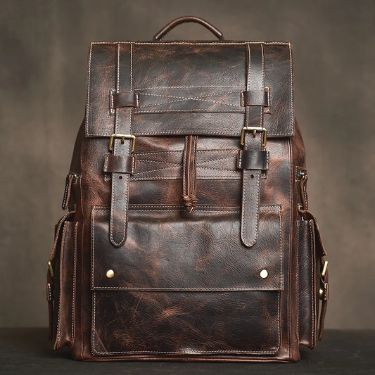 Le sac à dos en cuir Le District : l’élégance brute pour les hommes en mouvement